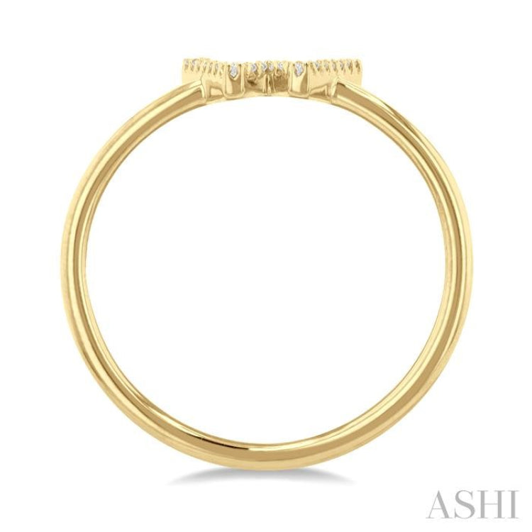 1/20 Ctw Initial 'W' Round Cut Diamond Fashion Ring in 10K Yellow Gold