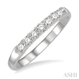 1/4 Ctw 7 Stone Round Cut Diamond Wedding Band in Platinum