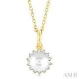 Pearl & Petite Diamond Fashion Pendant