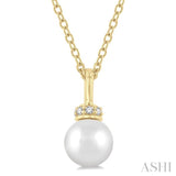 1/20 ctw Petite 6X6 MM Cultured Pearl and Round Cut Diamond Crown Fashion Pendant With Chain in 10K Yellow Gold