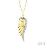 1/5 Ctw Fluted Texture Angel Wing Round Cut Diamond Fashion Pendant With Chain in 14K Yellow Gold
