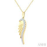 1/5 Ctw Fluted Texture Angel Wing Round Cut Diamond Fashion Pendant With Chain in 14K Yellow Gold